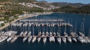 Bağlı Tekneler Marina