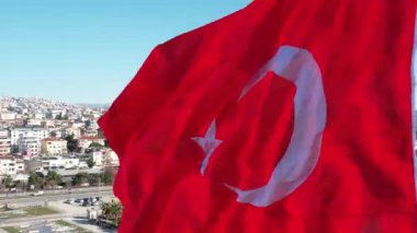 İHA Görünümü Türk Bayrağı Dalgalanıyor