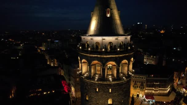 Verlichte Galata toren — Stockvideo