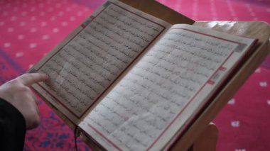 Kutsal Kitap üzerine okuma