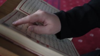 Parmak Kuran 'ı Takip Et