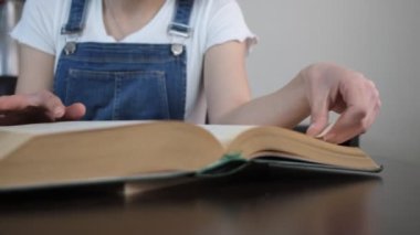 Roman Sayfası Çevirme