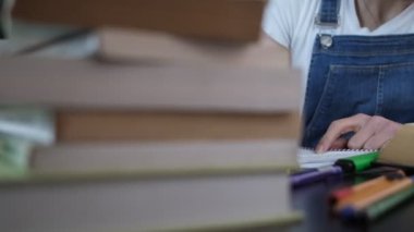 Kitabın Özeti Yazılıyor