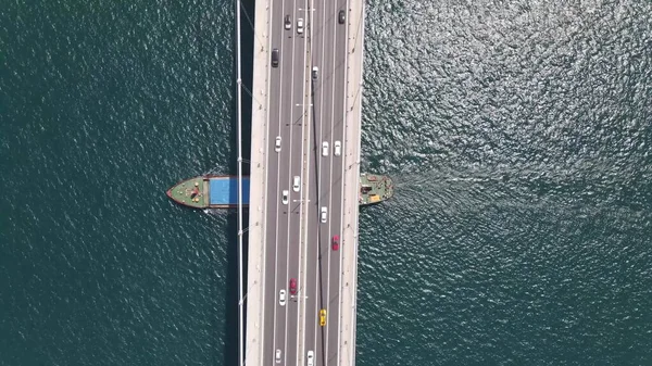 Transporte marítimo Ponte de Istambul — Fotografia de Stock