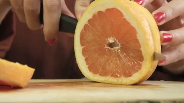 Cutting Big Orange Grapefruit Knife Close View Cutting Orange Preparing — Video