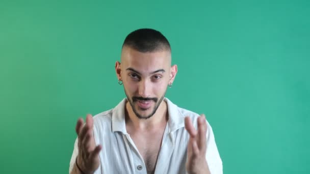 Запрошення Виразів Обличчя Чоловіча Модель Робить Знак Прийде Мною Робить — стокове відео