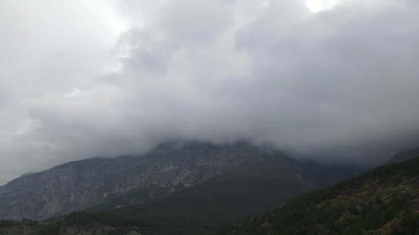 Drone View Dense Fog Cloud Top High Mountains Mist Cloud — Vídeo de Stock