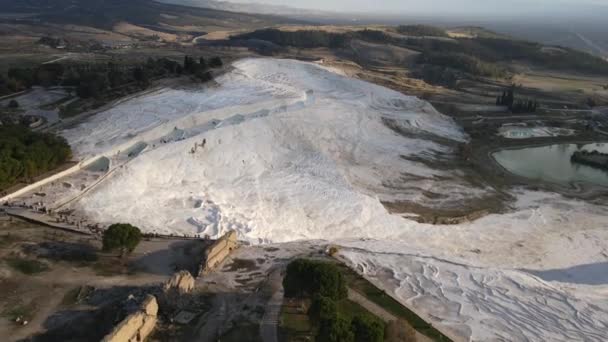 Drone View Pamukkale Travertines Natural Beauty Consisting Waterfalls Swimming Pool — 图库视频影像