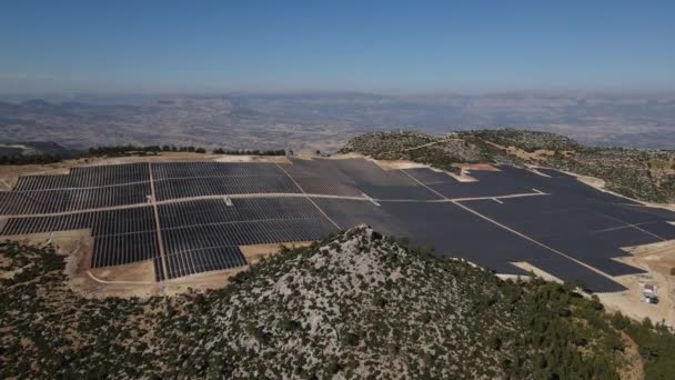 Solar Energy Panels Installed Forest Land Drone View Solar Energy — Stockvideo