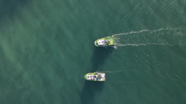 Aerial Drone View White Ship Fishing Lake Fishermen Waters Season — ストック動画