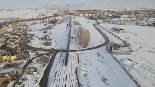 Doğu Ekspres Treninin Kışın Geçişi Türkiye Kışın Demiryolu Üzerinde Hareket — Stok video