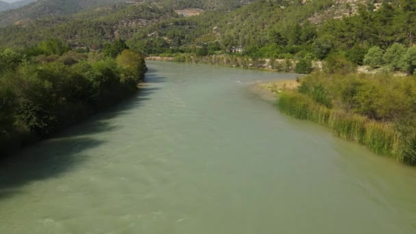 Rivier Vanuit Lucht Flux Waterstroom Kreekbodem Landbouwgebieden Rond Goksu Rivier — Stockvideo