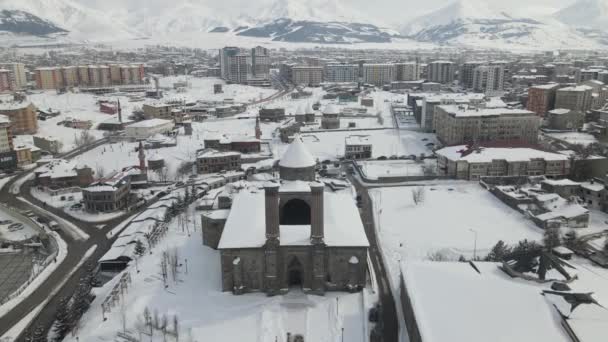 Vista Aérea Madrasa Minarete Gemelo Asentamiento Ciudad Erzurum Pavo Vista — Vídeo de stock