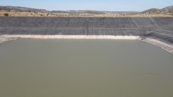 Piscina Aérea Riego Estanque Riego Artificial Almacenamiento Agua Embalse Para — Vídeo de stock