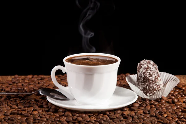 Cup of coffee and cake — Stock Photo, Image