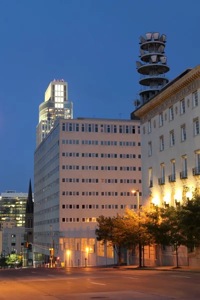 Downtown Omaha Skyline à noite — Fotografia de Stock