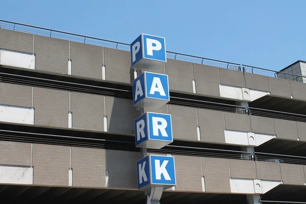 Parking garaje —  Fotos de Stock