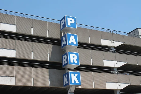 Estacionamento garagem — Fotografia de Stock