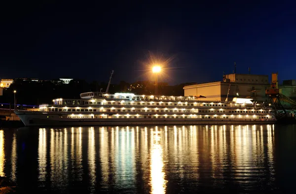 Passenger ship — Stock Photo, Image