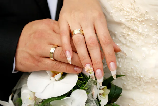 Apenas duas mãos casadas — Fotografia de Stock