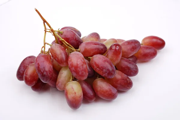 İzole edilmiş bir sürü kırmızı üzüm. — Stok fotoğraf
