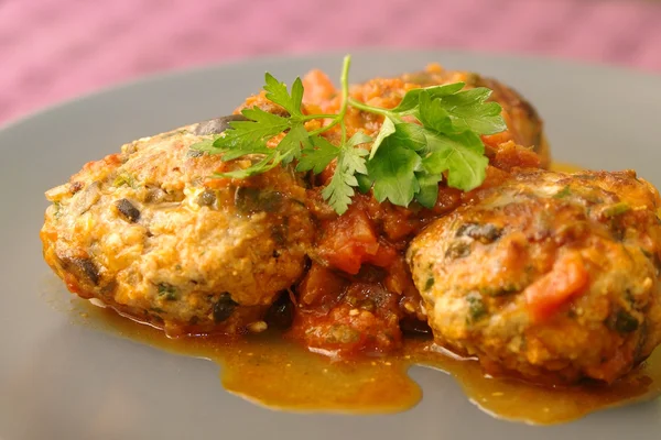 Boulettes de viande sur l'assiette — Photo