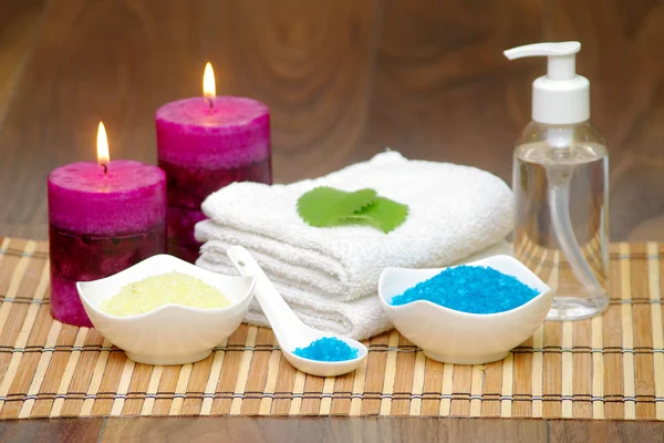 Set per spa con ingredienti naturali. Massaggio corpo — Foto Stock