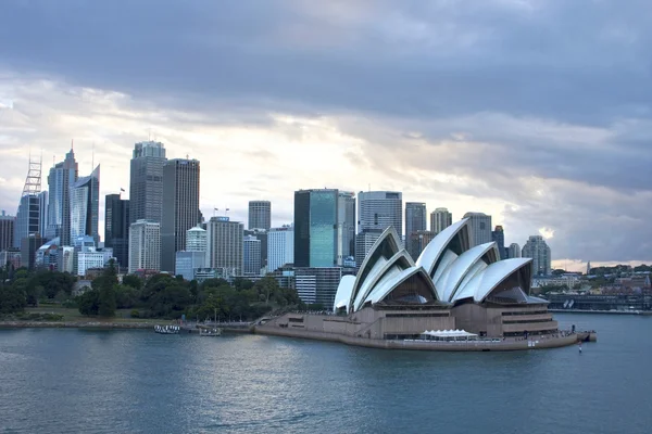 Segeln in Sydney bei Tagesanbruch, neue Südwales, Australien — Stockfoto