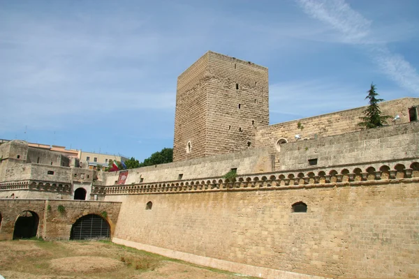 Szwabskiej zamku lub castello svevo, (norman-hohenstaufen zamek), bari, apulia, Włochy — Zdjęcie stockowe