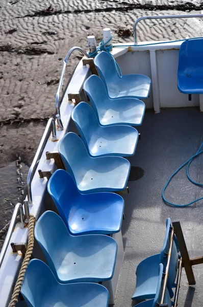 mavi plastik sandalye