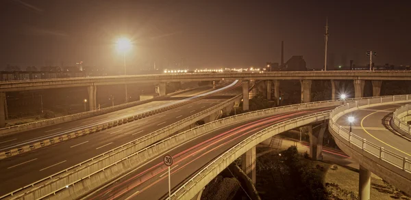 Az éjszaka viadukt — Stock Fotó