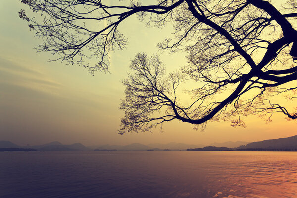 West Lake in Hangzhou, in the evening