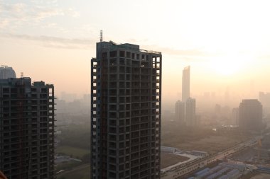 sabah, inşaat siteleri