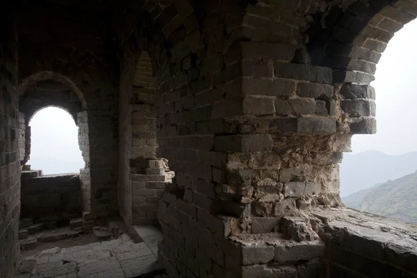 All'interno della torre di guardia nel grande muro della Cina — Foto Stock