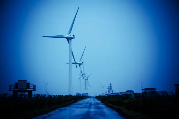 Windkraftanlagen im Freien — Stockfoto