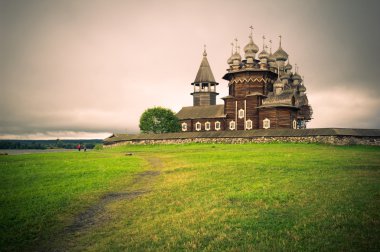Rus mimarisi
