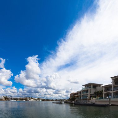 Avustralya 'nın Altın Sahil Binası