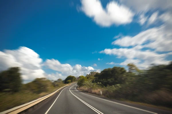 Australijski górska przy autostradzie — Zdjęcie stockowe