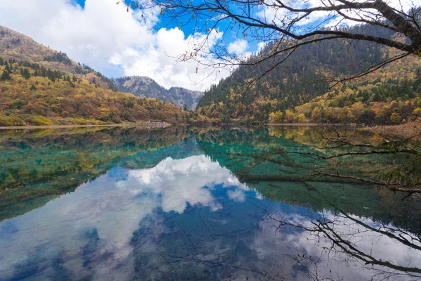 Jezioro Jiuzhaigou — Zdjęcie stockowe