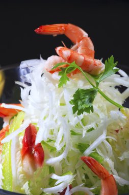 Deniz ürünleri salatası