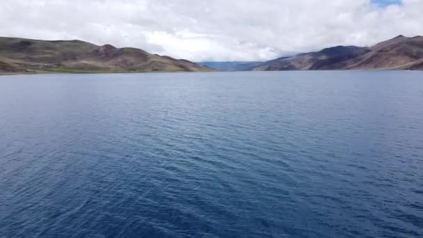 Luchtfoto Van Yamdrok Lake Tibet China Prachtig Meer — Stockvideo