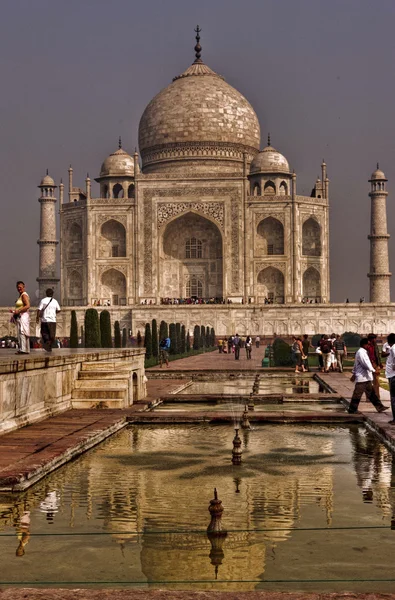 Taj mahal görünümünü — Stok fotoğraf