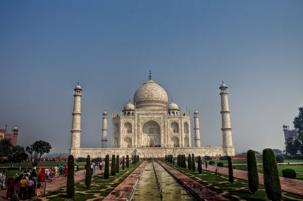 O famoso Taj Mahal — Fotografia de Stock