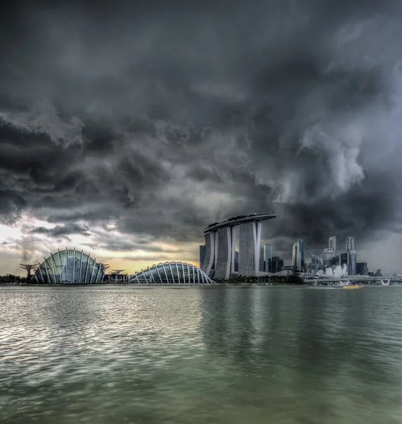 Fırtınalı bir Singapur — Stok fotoğraf