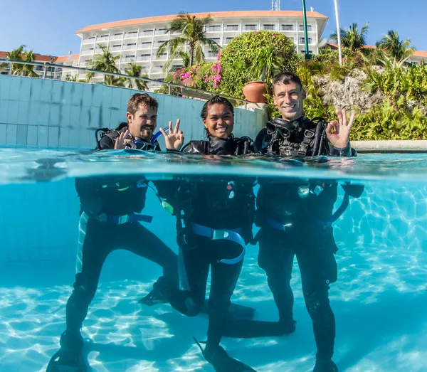 Underwater dykning — Stockfoto