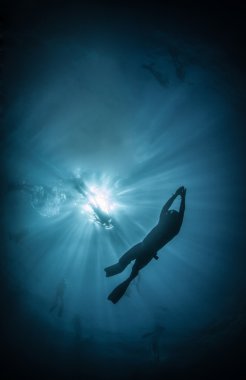 Freediver siluet
