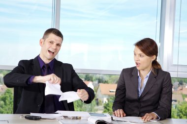 office iş durumda