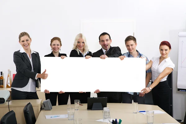 Vriendelijke business mensen denken — Stockfoto