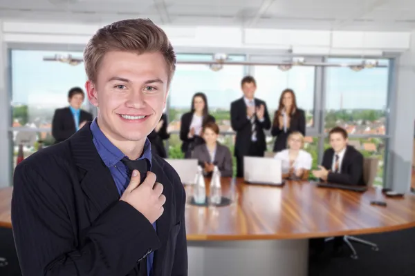 Gente de negocios amigable imaginar — Foto de Stock