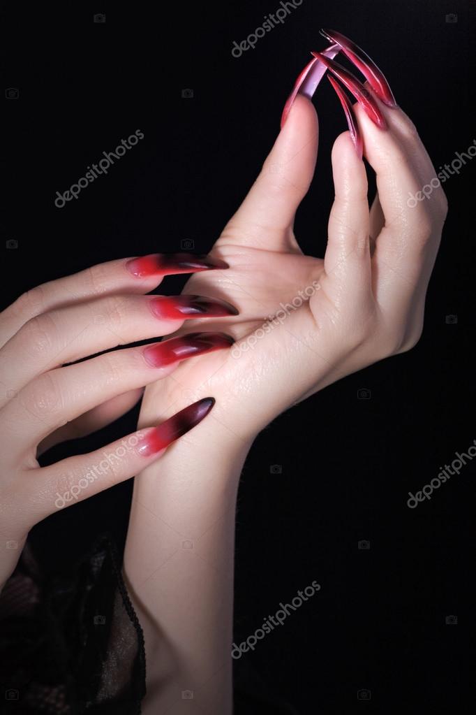 ADVANTAGES OF HAVING LONG NAILS💅🏽 - YouTube